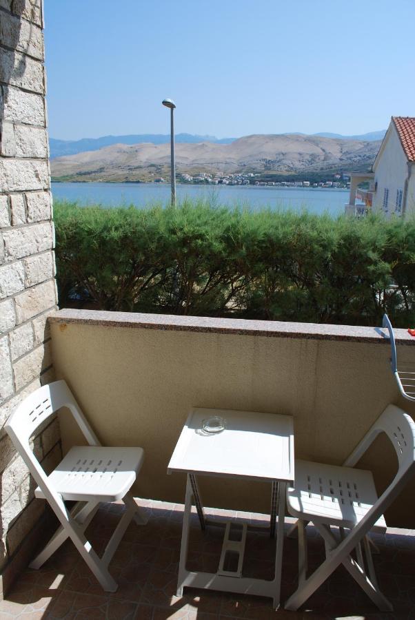 Apartments And Rooms By The Sea Pag - 11487 Pag Town Exterior photo